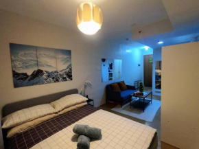 StayPlus Tagaytay Chill Studio (Netflix + Parking)